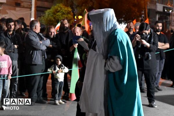 تعزیه خوانی در میدان امام خمینی ره شهرستان مرند