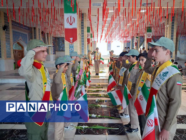 عطر افشانی و گلباران مزار شهدای شهرستان بجنورد  