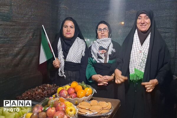 شامگاهی دیگر از حضور گرمه مردمان باشتی در کف خیابان‌ها