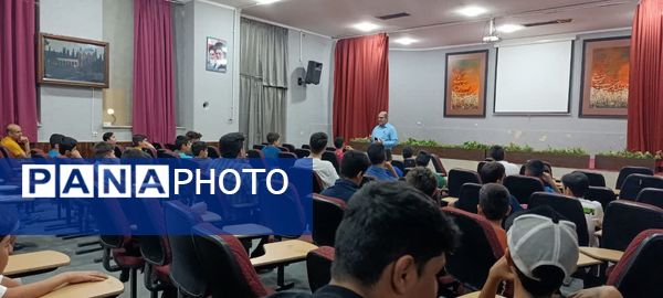  جلسه آموزشی منتخبین المپیاد رویش ناحیه یک شیراز