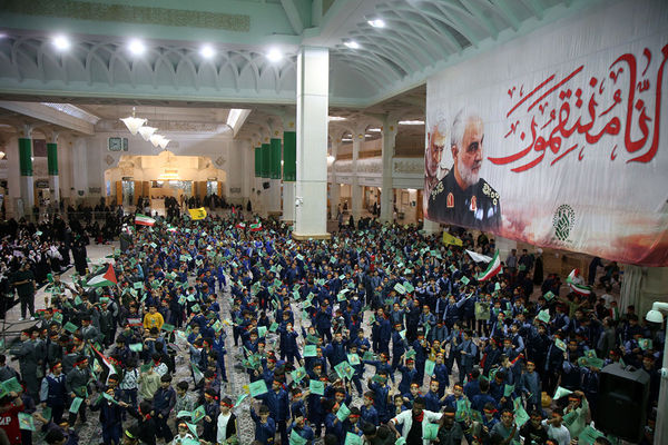 اجتماع دانش‌آموزی سربازان کوچک برای مقاومت در قم