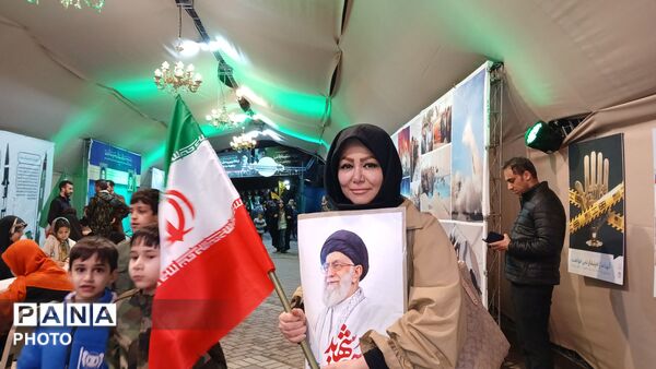 میدان جانباز تبلوری از اتحاد و مقاومت مردم مشهد برای حفظ میهن