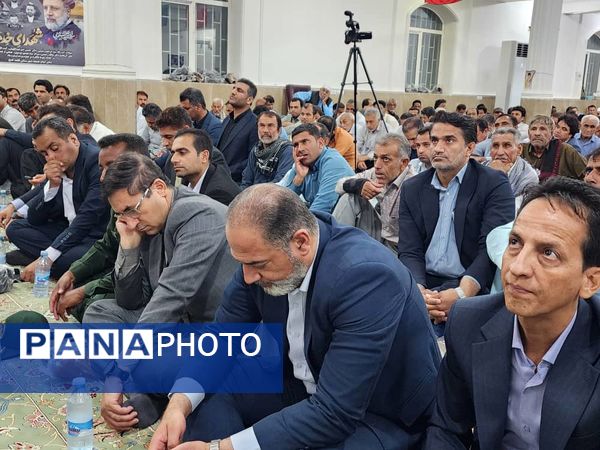 همایش یاوران ولایت در شهرستان‌های جنوب کرمان 