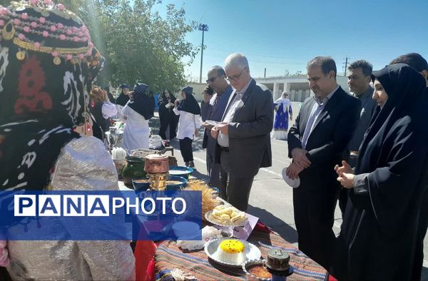 جشنواره نان و غذا‌های اقوام ایرانی و ملل 