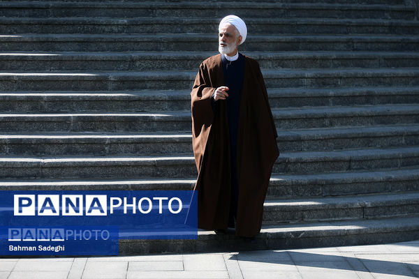 حاشیه جلسه هیات دولت - ۱۴ آذر