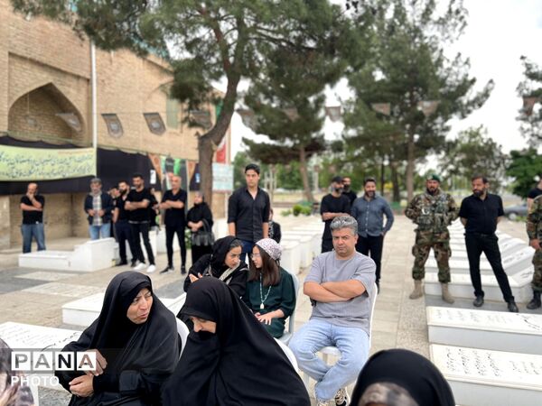 مراسم چهلمین روز شهادت مهرداد معزی در شهرک ینگی امام  ساوجبلاغ
