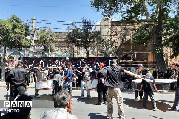 طنین نوای «یا حسین» در عاشورای حسینی  استان مرکزی 