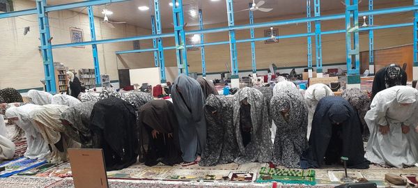 دروازه‌های آسمان بر معتکفین روز اول گشوده شد