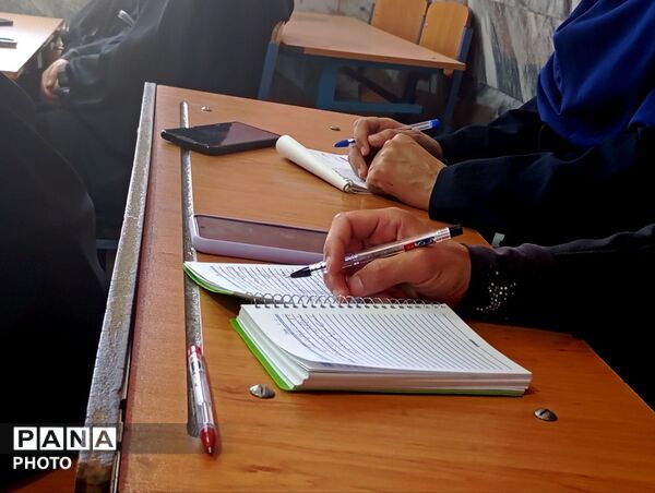 کلاس های آموزش خود امدادی و بهداشت دهان و دندان 