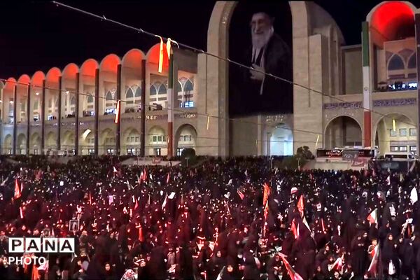 پایان وداع در مصلی امام خمینی (ره)