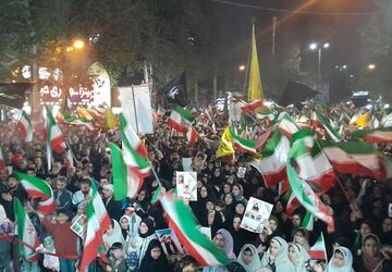 حماسهٔ اربعین رهبر شهید و شهدای دانش‌آموز مدرسه میناب در شهریار