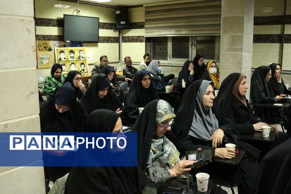 بصیرت افزایی فرهنگیان فیروزکوه علیه تهدیدات نوین 