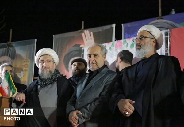 بانوان ملی پوش فوتبال در جمع تجمعات مردمی تبریز برای وطن