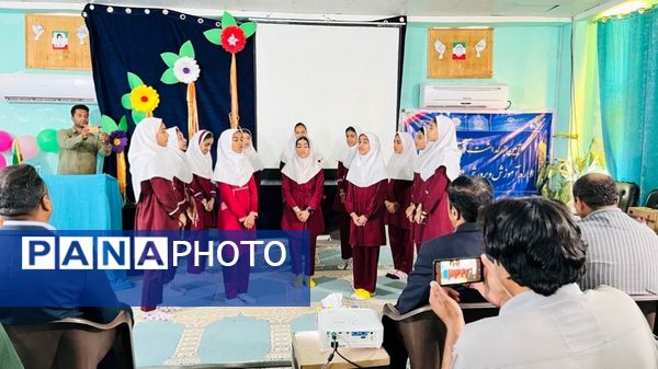 مراسم بزرگداشت مقام معلم در جزیره هرمز