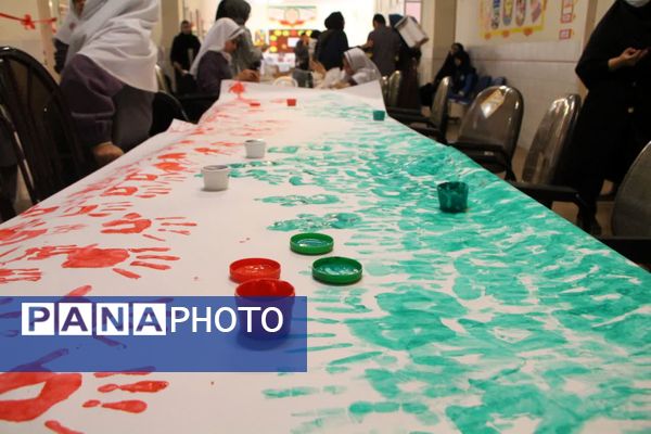 نمایشگاه دستاوردهای دانش‌آموزان استثنایی یزد