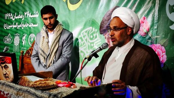 مراسم جشن عبادت دانش‌آموزان پسر در شهرستان ملارد