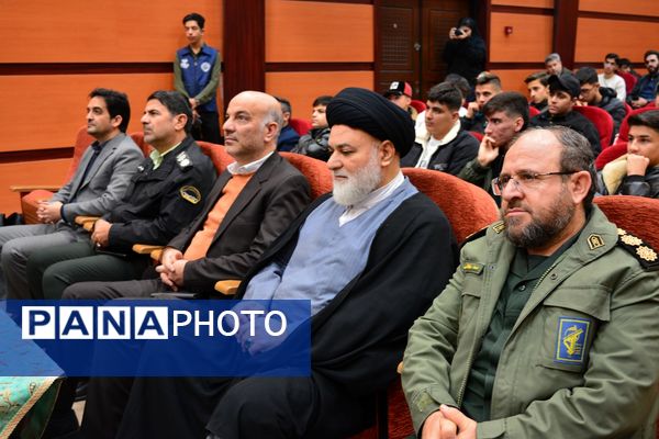 کاروان راهیان نور عازم خطه نور پسران بهارستان‌دو 