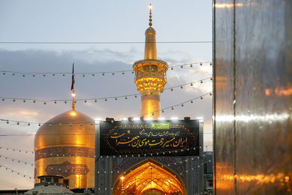 حال و هوای حرم مطهر رضوی در شب شهادت امام کاظم علیه السلام