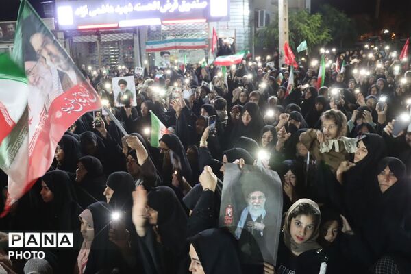 اجتماع شبانه کودکان و نوجوانان با «سلام فرمانده»