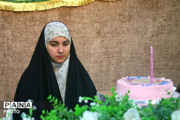 جشن سالروز میلاد عقیله بنی هاشم با حضور دختران شهدا همنام «زینب» در قم