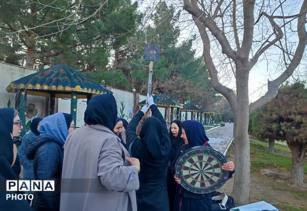 اردوی تفریحی ـ ورزشی بانوان اداری همراه با مسابقات دارت و داژبال