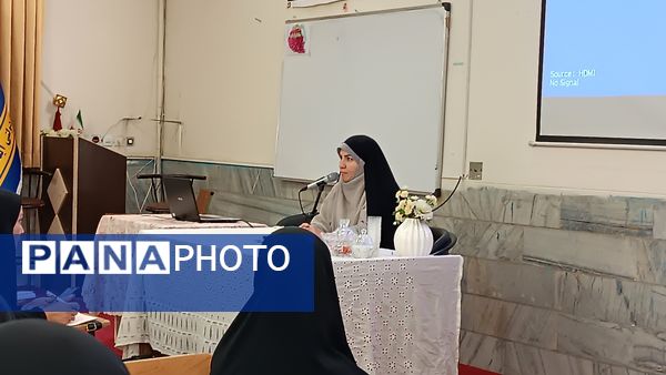 برگزاری کارگاه توانمندسازی معاونان و مربیان پرورشی ناحیه 4 کرج