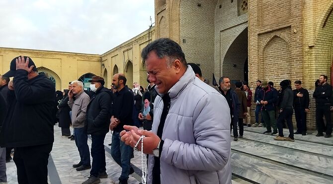 نیشابور جامه عزا را در تن دارد