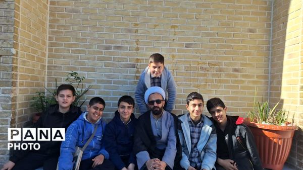 رقابت پسران ناحیه یک قم در مسابقات قرآن، عترت و نماز دانش آموزی