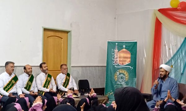 جشن ولادت امام رضا(ع) در مسجد ابوالفضل شهر حبیب آباد 
