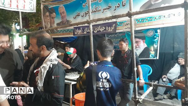 موکب  شهدای روستای آهوان در پنجاه و هشتمین شب 