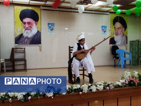 هنرنمایی دانش‌آموزان نوازنده در دیار شیخ جام