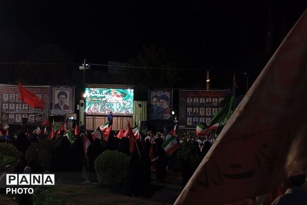 تجمع پرشور مردم در میدان معلم شهید امام خامنه‌ای
