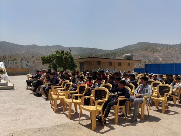 جشن هفته سلامت در روستای رفن