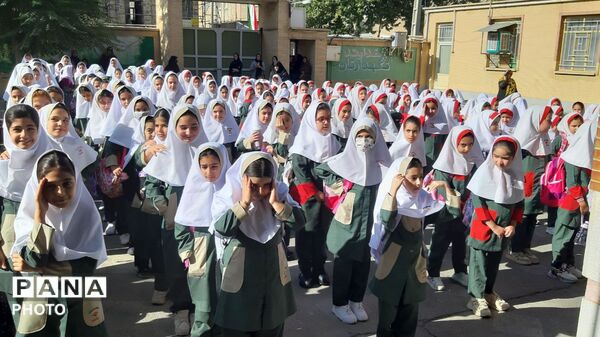 جشن باشکوه آغاز سال تحصیلی در مدرسه صالحه 