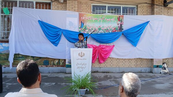 جشن جوانه ها در دبیرستان نمونه دولتی شهید حاج قاسم سلیمانی بن 