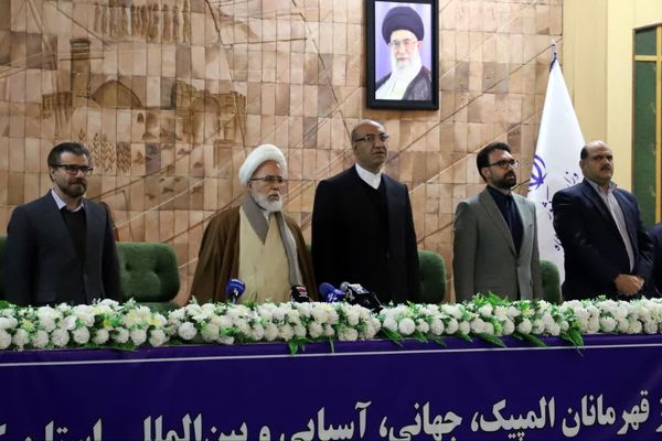 آیین تجلیل از قهرمانان المپیک، جهانی، آسیایی و بین المللی استان کرمانشاه 