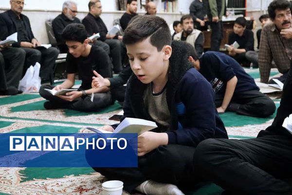 برگزاری مراسم قرائت دعای جوشن کبیر در مسجد حضرت صاحب الزمان (عج)