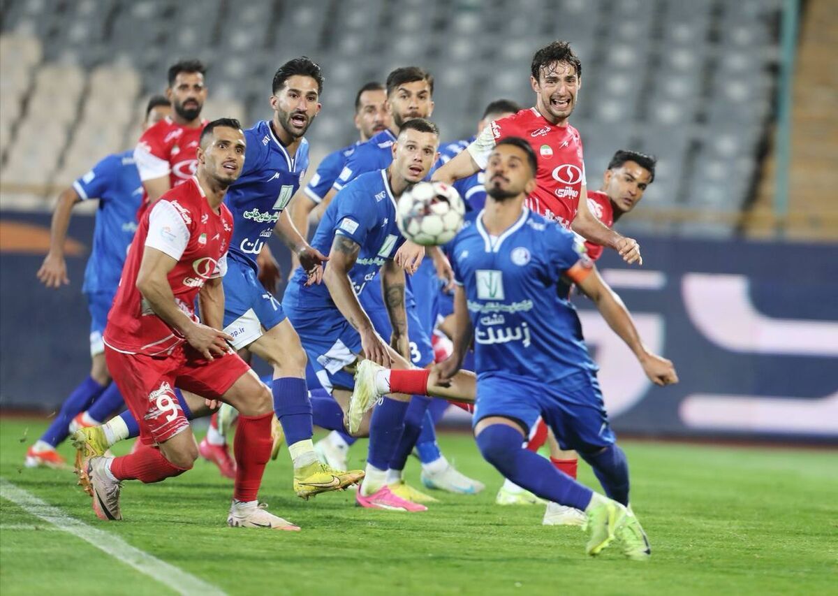 نعیم‌آبادی: پرسپولیس دیگر جای اشتباه ندارد/ تساوی هم برای سرخ‌ها حکم باخت دارد
