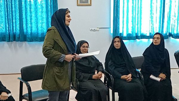 نشست توانمندسازی مدیران؛ گامی به‌سوی هدایت تحصیلی مؤثر در مدارس متوسطه دوره اول ناحیه ۷