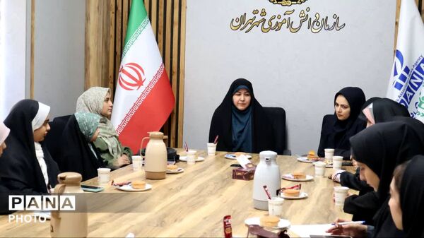 تولدی دوباره برای پانا در کنار خبرنگاران برتر 