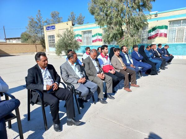 نواخته شدن زنگ پدافند غیرعامل در مدرسه شهید دستغیب مروست