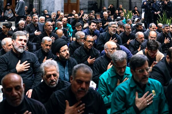 عزاداری دهه اول محرم با حضور تولیت آستان قدس رضوی