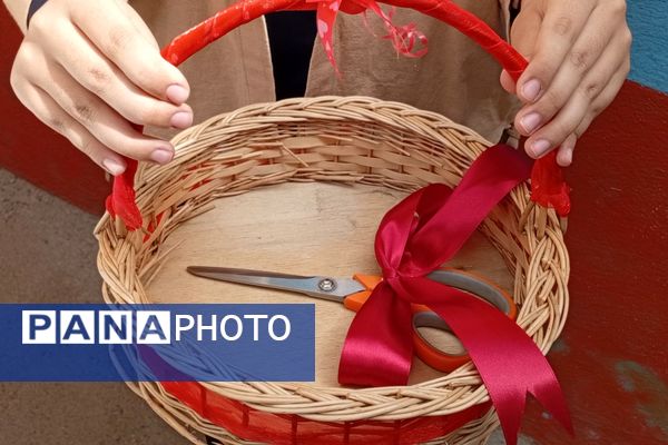 بازارچه خلاقیت؛ جشن خوداتکایی دختران خدیجه‌الکبری در قالب دست‌سازه‌ها و طعم‌ها