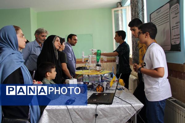 نمایش خلاقت و اندیشه‌های نو