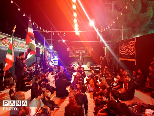 میدان نجفیه؛ کانونِ جوشانِ عشق و میثاقِ حسینی در زاوه