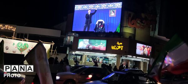 تجمعات مردمی و رژهٔ ماشینی در میدان شریعتی مشهد