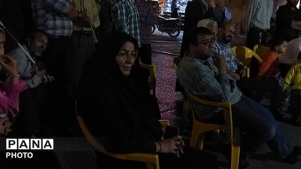 کافه گفتگوی حسینیه امام در هشتاد و هفتمین شب از اجتماعات مردمی 