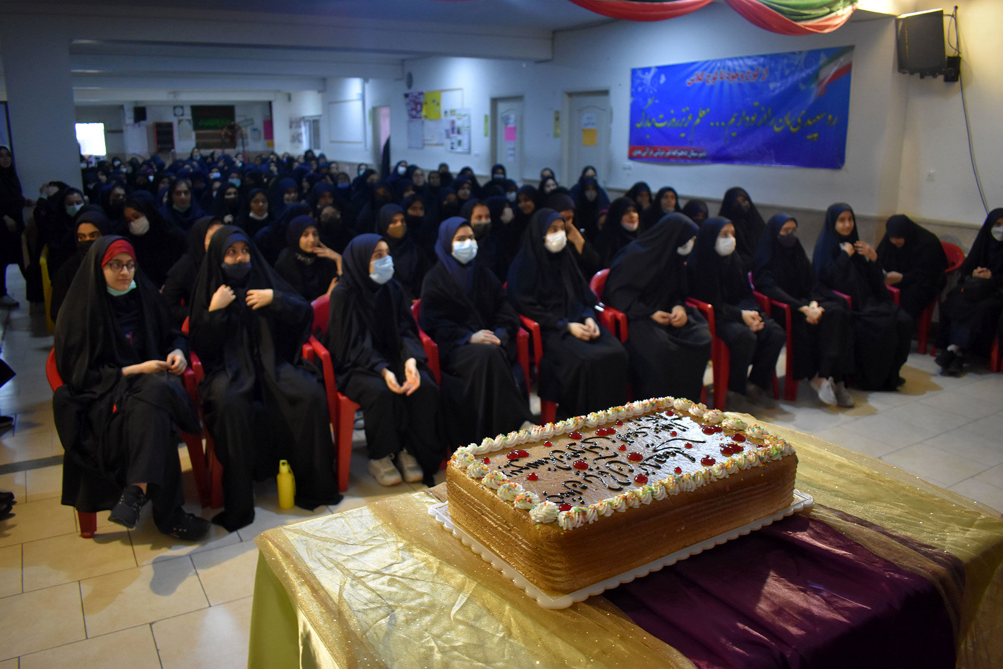 ستارگان درخشان مدرسه مکتبی متوسطه اول ناحیه 5 اصفهان/ فیلم