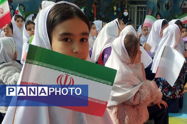 لبخند و شور نوجوانی، نشاط مدارس شهرستان قدس در ۱۳ آبان 