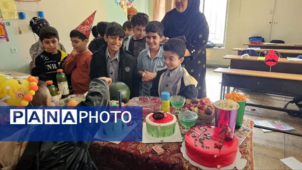 جشن یلدایی در مدرسه دکتر عسکریان یاسوج